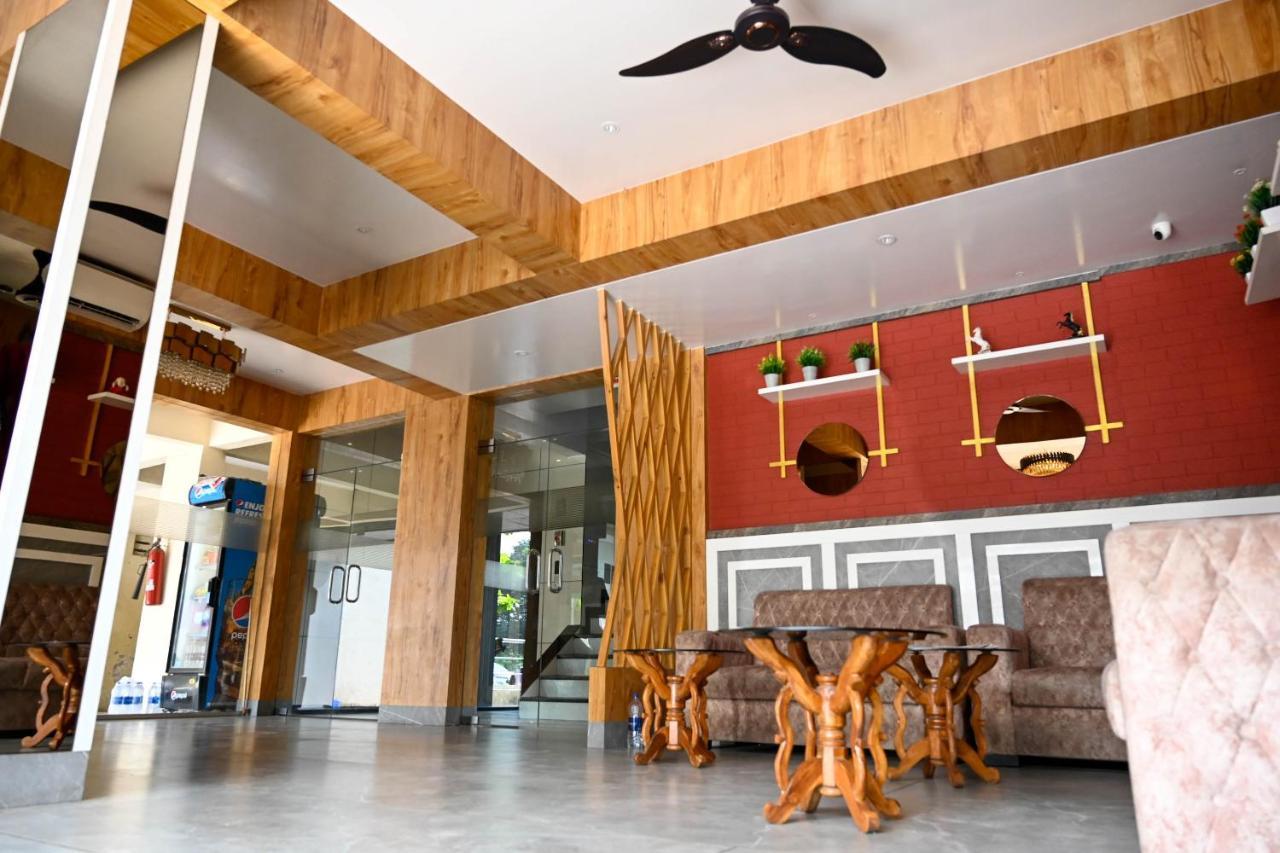 Adiraj Residency Hotel Navi Mumbai Kültér fotó