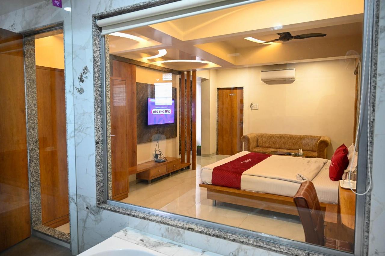 Adiraj Residency Hotel Navi Mumbai Kültér fotó