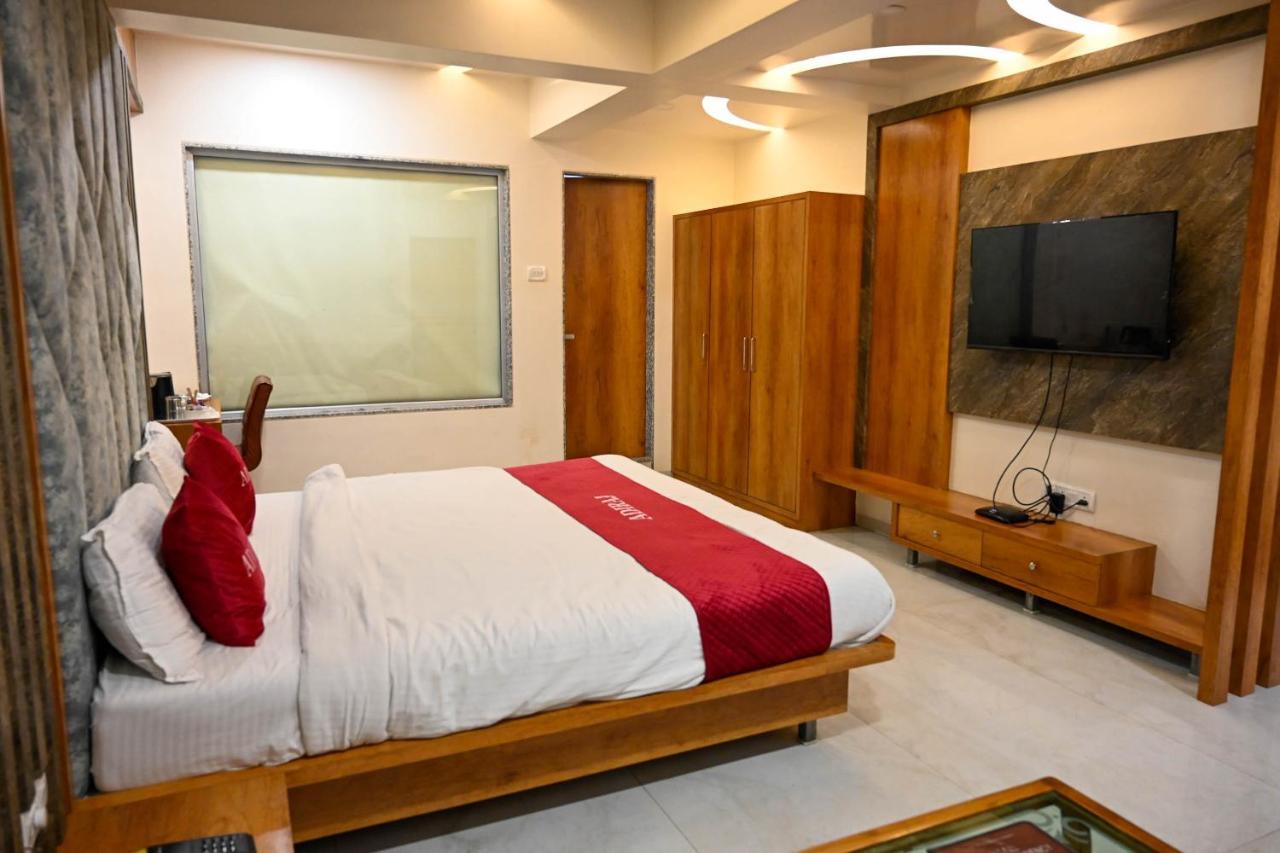 Adiraj Residency Hotel Navi Mumbai Kültér fotó