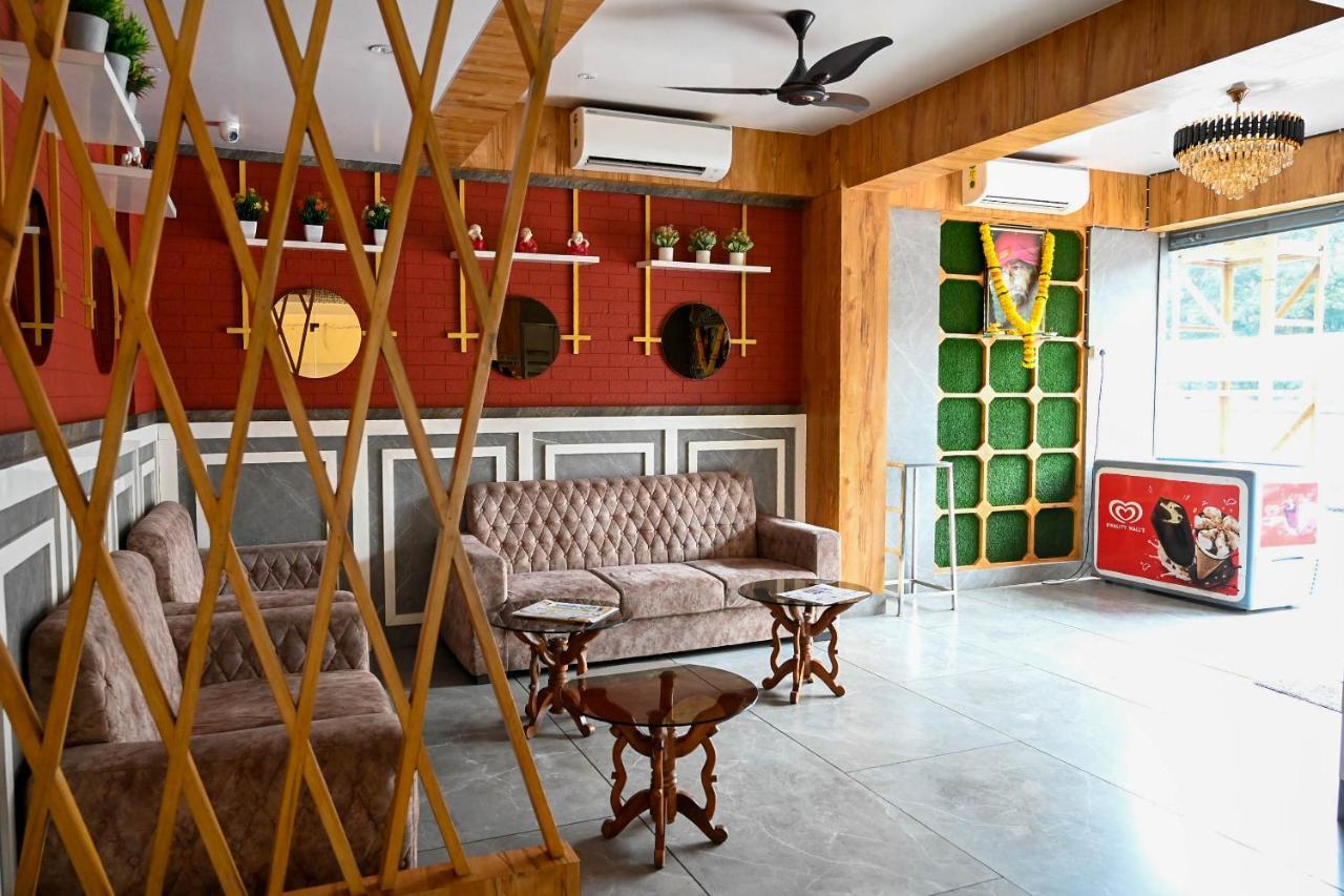 Adiraj Residency Hotel Navi Mumbai Kültér fotó