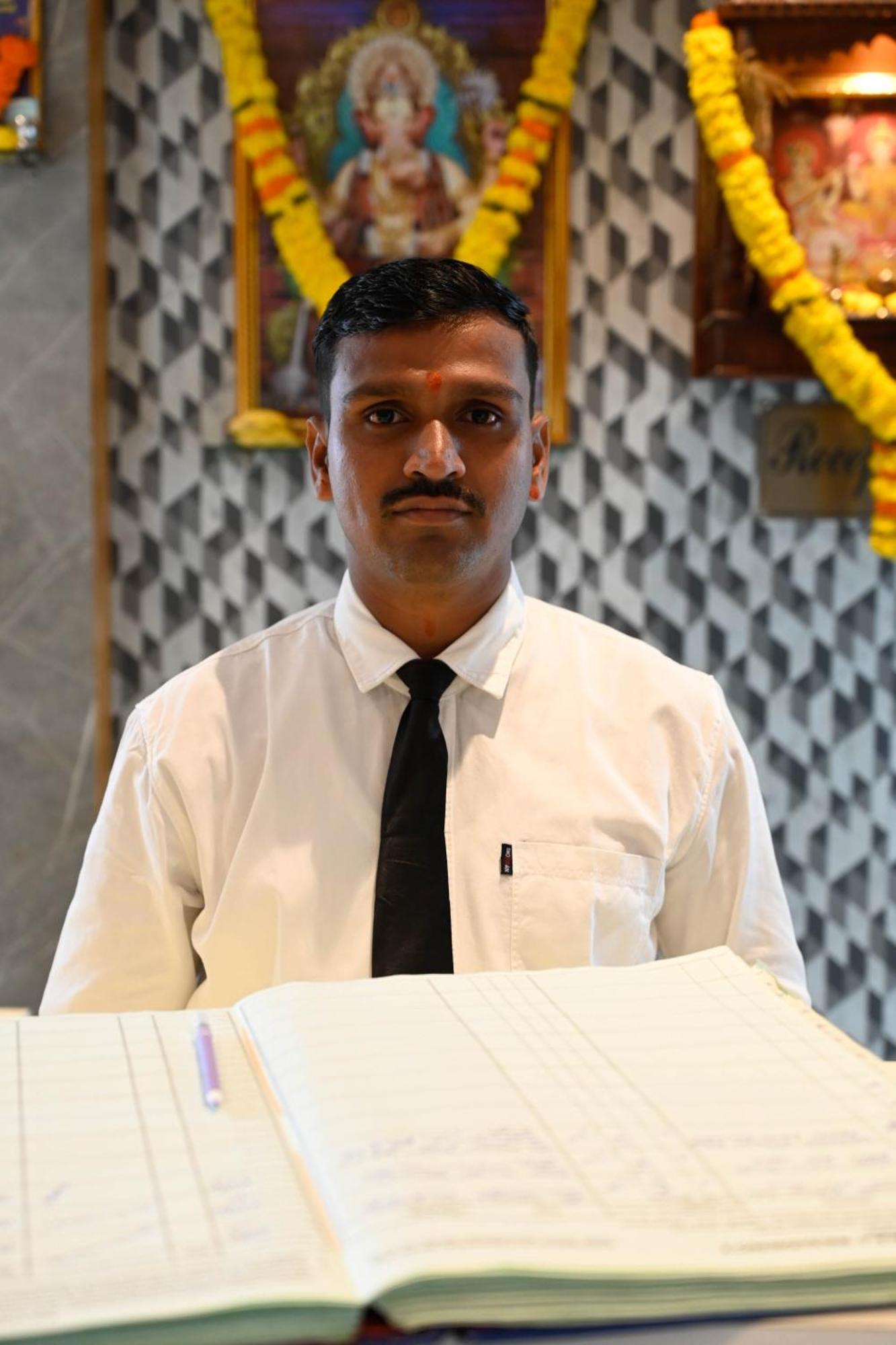 Adiraj Residency Hotel Navi Mumbai Kültér fotó