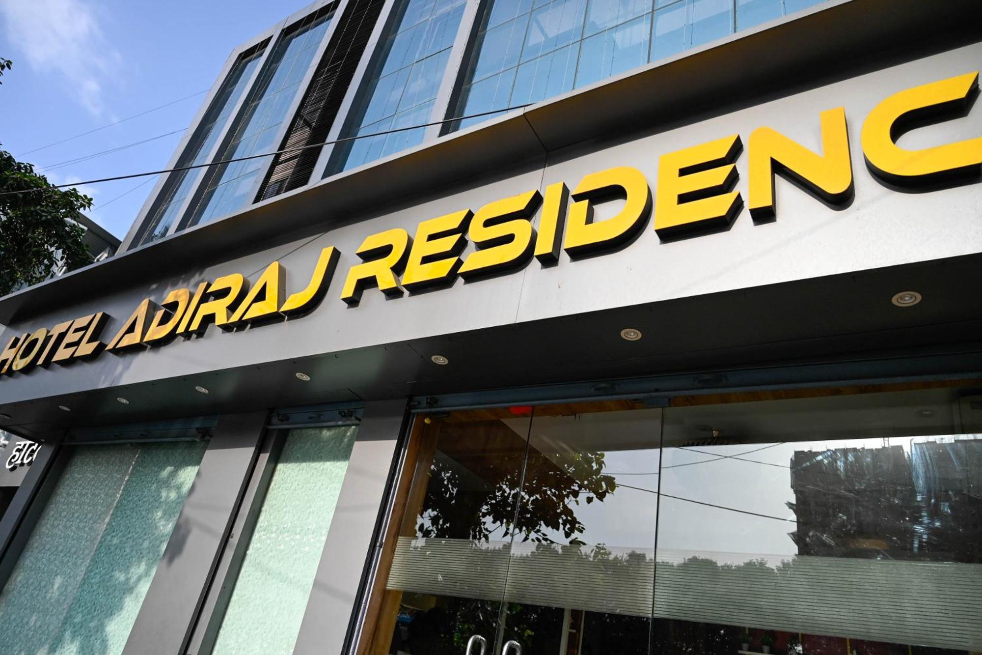 Adiraj Residency Hotel Navi Mumbai Kültér fotó