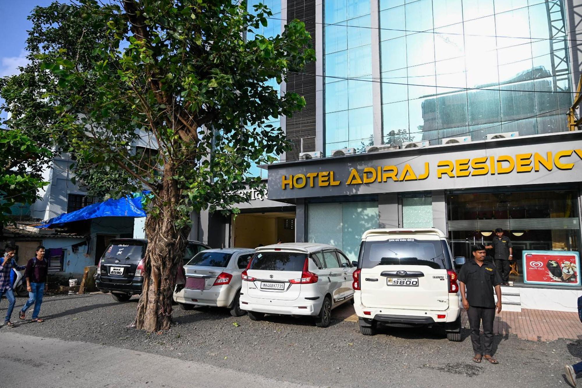 Adiraj Residency Hotel Navi Mumbai Kültér fotó