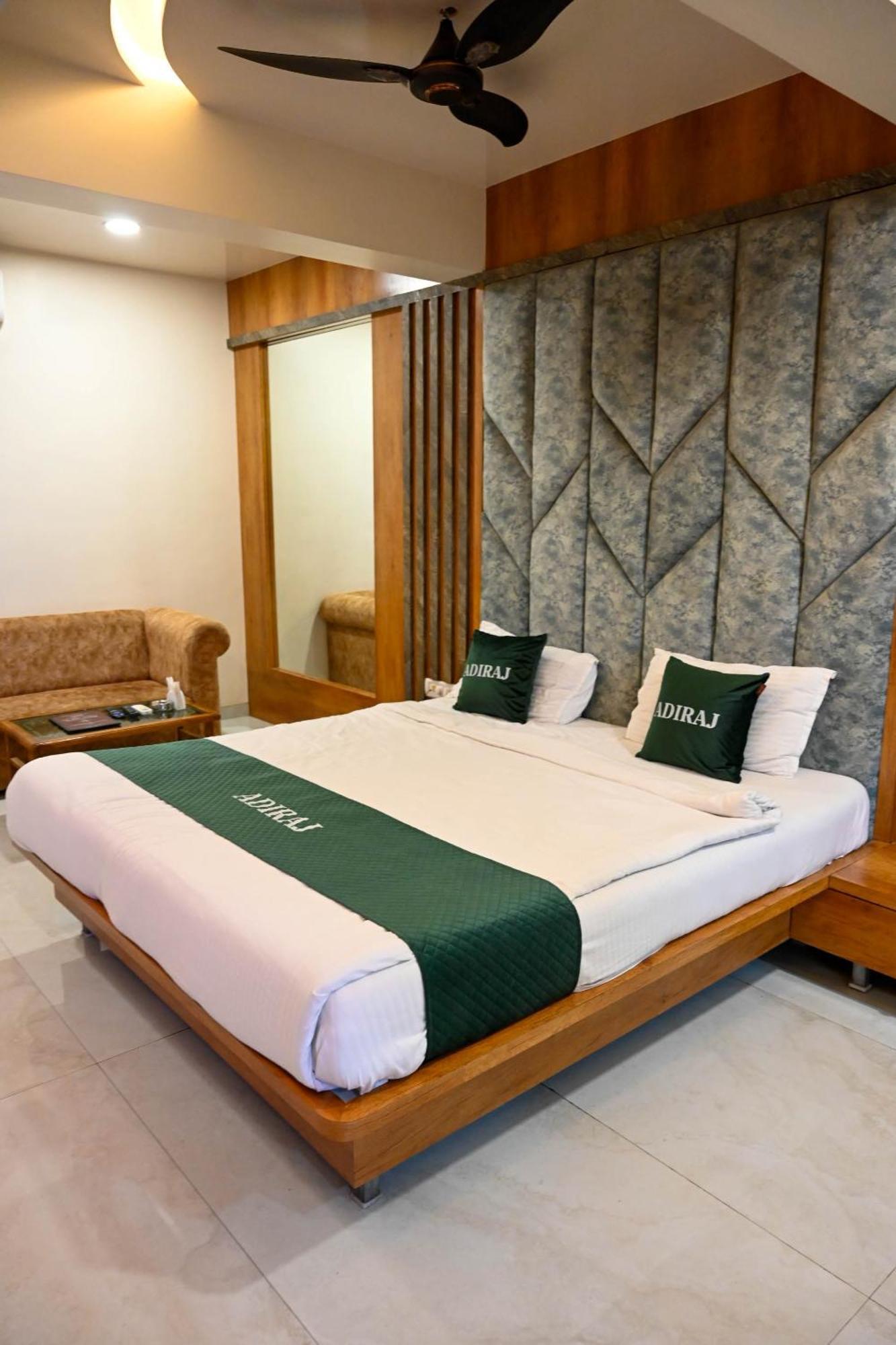Adiraj Residency Hotel Navi Mumbai Kültér fotó