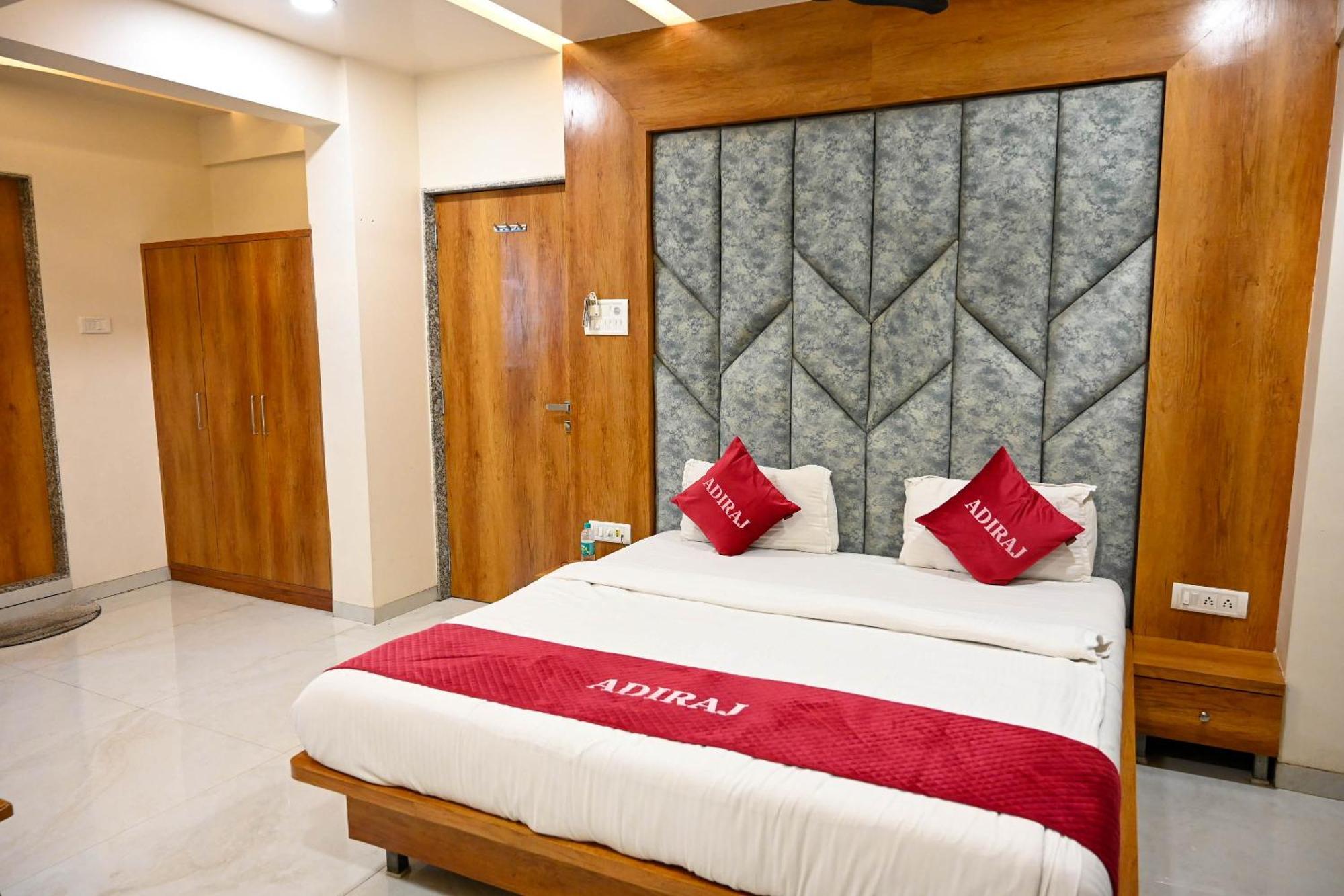 Adiraj Residency Hotel Navi Mumbai Kültér fotó